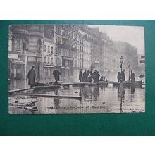 CP 1910 - Flood in Paris ( Rue de Lyon )