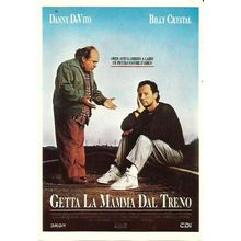 Cinema THROW MOMMA FROM THE TRAIN Danny DeVito Poster Art Postcard (XX 900/92)