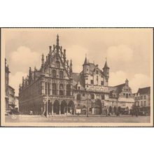 Stadhuis en Oude Lakenhallen, Mechelen, c.1940 - Thill Briefkaart