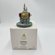 Vintage Disney World Cinderella Castle Limited Edition 0456/2000 Watch Leather