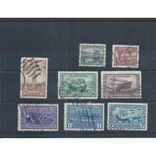 Canada stamps. Most of the higher values of the 1942 War Effort used (AE129)