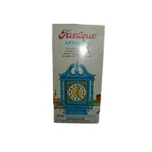 Fastique Latex Undercoat 1 Pint with 1/2 Pint Glaze Color Maplewood