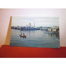 HOUSES ON STILTS, BRUNEI, MALAYASIA unused postcard =
