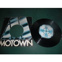 COMMODORES 7" SINGLE - THREE TIMES A L/CAN'T LET YOU TEASE ME