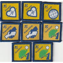 Scout Badges - 8 x Beaver Various Challenges - 2000's - Black Backs (BY240)