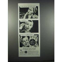 1944 Nabisco Ritz Crackers Ad - Give Lunch a Lift