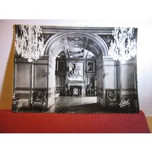 APARTMENTS OF FRANCIS I, FOUNTAINEBLEAU CHATEAU, PARIS unused postcard RP #
