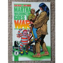 MARTHA WASHINGTON GOES TO WAR # 4 (1994) DARK HORSE (NM Condition)