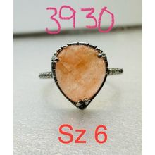 Ring Bomb Party Sz6 RBP Abstract Lt Orange Gem W/Rhodium P Band Costume Jewelry