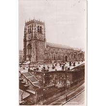 ED 477 BRADFORD CATHEDRAL. RP POSTCARD