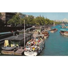 Queen Boadicea Guide Boat Trip at Westminster Thames River 1970s Postcard