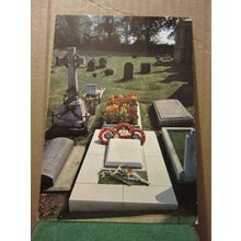 CHURCHILL'S GRAVE, ST. MARTIN'S CHURCH, BLADON, OXFORD , unused postcard #