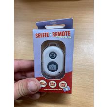 SELFIE REMOTE BRAND NEW & UNOPENED WORKS UP TO 10m INCLUDES FREE APP (P2)