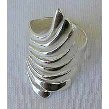 Menifa silver ring