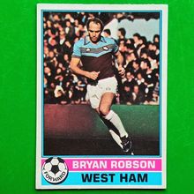 TOPPS FOOTBALL RED BACK 1977 #37 West Ham United Bryan Robson Pop