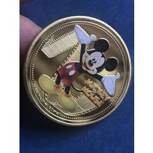 Genuine Mickey Mouse gold plated coin comes in a protective plastic case