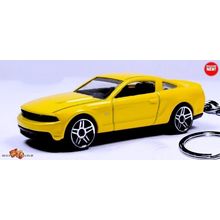RARE KEY CHAIN YELLOW FORD MUSTANG GT CUSTOM Ltd. Ed.