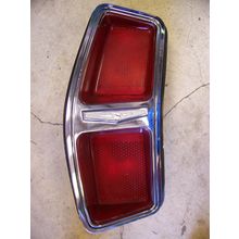 1973 CHRYSLER NEWPORT CUSTOM LH TAILLIGHT ASSY COMPLETE NICE OEM