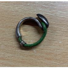 UK SIZE U VINTAGE SILVER TONE & GREEN LEATHER 7.7 GRAMS RING (P3)
