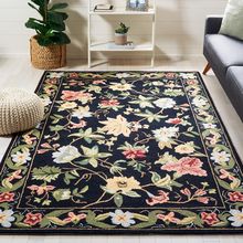 SAFAVIEH Chelsea Collection Accent Rug - 2'9" X 4'9", Black, Hand-Hooked French