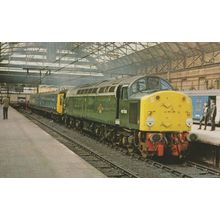 D306 Class 40 Train at Manchester Piccadilly Station 1981 Postcard