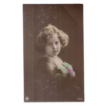 YOUNG GIRL , early 20th c .unused postcard by E J Hey & Co /