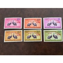 ICOLLECTZONE Guinea Be0-35 VF NH Birds