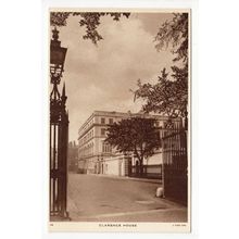 Clarence House London Postcard L22