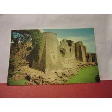 GOODRICH CASTLE, ROSS-ON-WYE, Herefordshire unused vintage postcard =