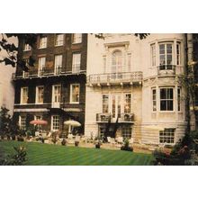 Over-Seas House League Rutland Vernon St James Street Place London Postcard