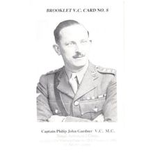 Captain Philip Gardner WW2 Victoria Cross Tobruk Military Libya Rescue Postcard
