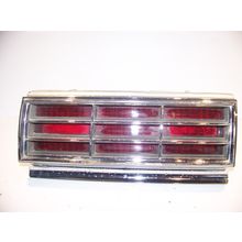 1965 1966 OLDSMOBILE DELTA 88 LH TAILLIGHT OEM #5957841
