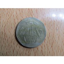 India 1981 1 Rupee Coin