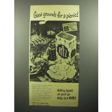 1946 Nabisco Ritz Crackers Ad - Good Grounds for Picnic