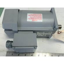 NEW GTR BGFM15-010TG3A INDUCTION MOTOR, 3-PHASE, 1/10 HP, RATIO 10:1, 460 V,BO