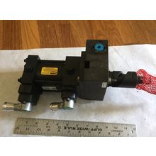 PARKER 02.50 J2AUS19A 1.500,LRS-750-ACWS-90-L-HP2-CP2-HS1-CS1-  5395 P+F 2062,AP