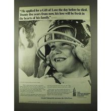 1973 Lincoln National Life Insurance Ad - Gift of Love
