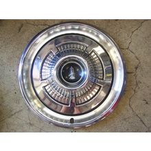 1966 PLYMOUTH PASSENGER CAR 14" HUBCAP OEM FURY VIP