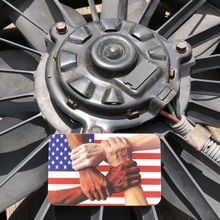 Volvo NA 850 S70 V70 Radiator Cooling Fan + Shroud 9432710