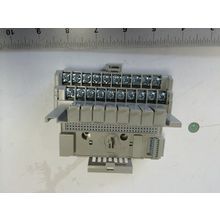 NEW ABB S200-TBNF 490176067 Asea TERMINAL BLOCK FUSED 8POINT 24VDC-240VAC,FG