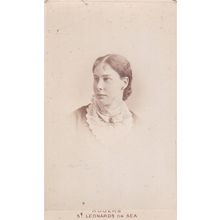 VICT.CDV PHOTO -LADY, HIGH LACY COLLAR BY ROGERS, ST LEONARDS ON SEA