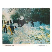 LOCALS CLEARING SNOW, Cadley W.I. vintage postcard unposted WILTSHIRE W.I.