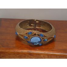 Pre-Owned Vintage Women’s Desire Jeweled Analog Dress Watch