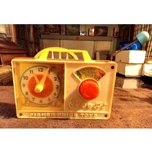 Old Vintage Original Fisher Price Music Box Radio Hickory Dickory Dock #107 1971