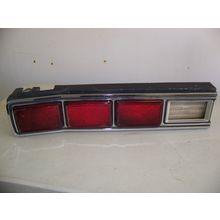 1973 MERCURY MARQUIS RH TAILLIGHT OEM #D3MB-13504-ABLH