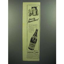 1944 Canada Dry Pale Ginger Ale Soda Ad - Favorite!