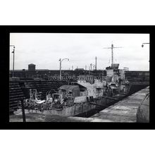 na8079 - Royal Navy Warship - HMS Oakley F198 in 1958 - 5.5"x 3.5" Photograph