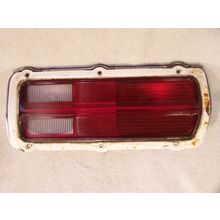 1976 1977 VOLARE ROAD RUNNER RH TAILLIGHT #3881004 PLYMOUTH