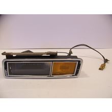 1971 CHRYSLER IMPERIAL RH FRONT TURN SIGNAL ASSY COMPLETE OEM LEBARON