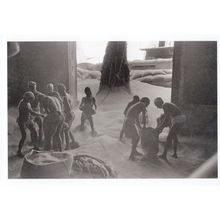 Werner Bischof India Sand Labour 1952 Photo Postcard